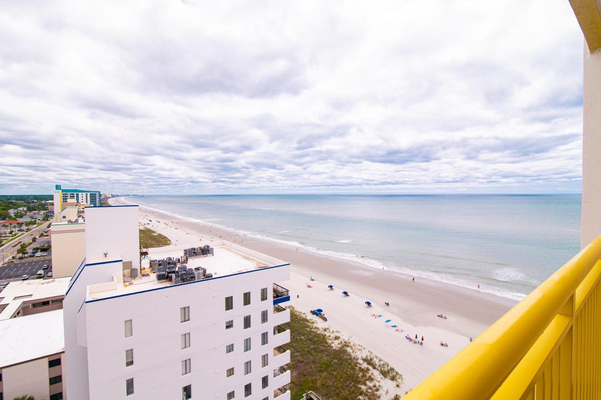 Bay Watch Resort Luxe Oceanfront End Unit 默特尔比奇 外观 照片