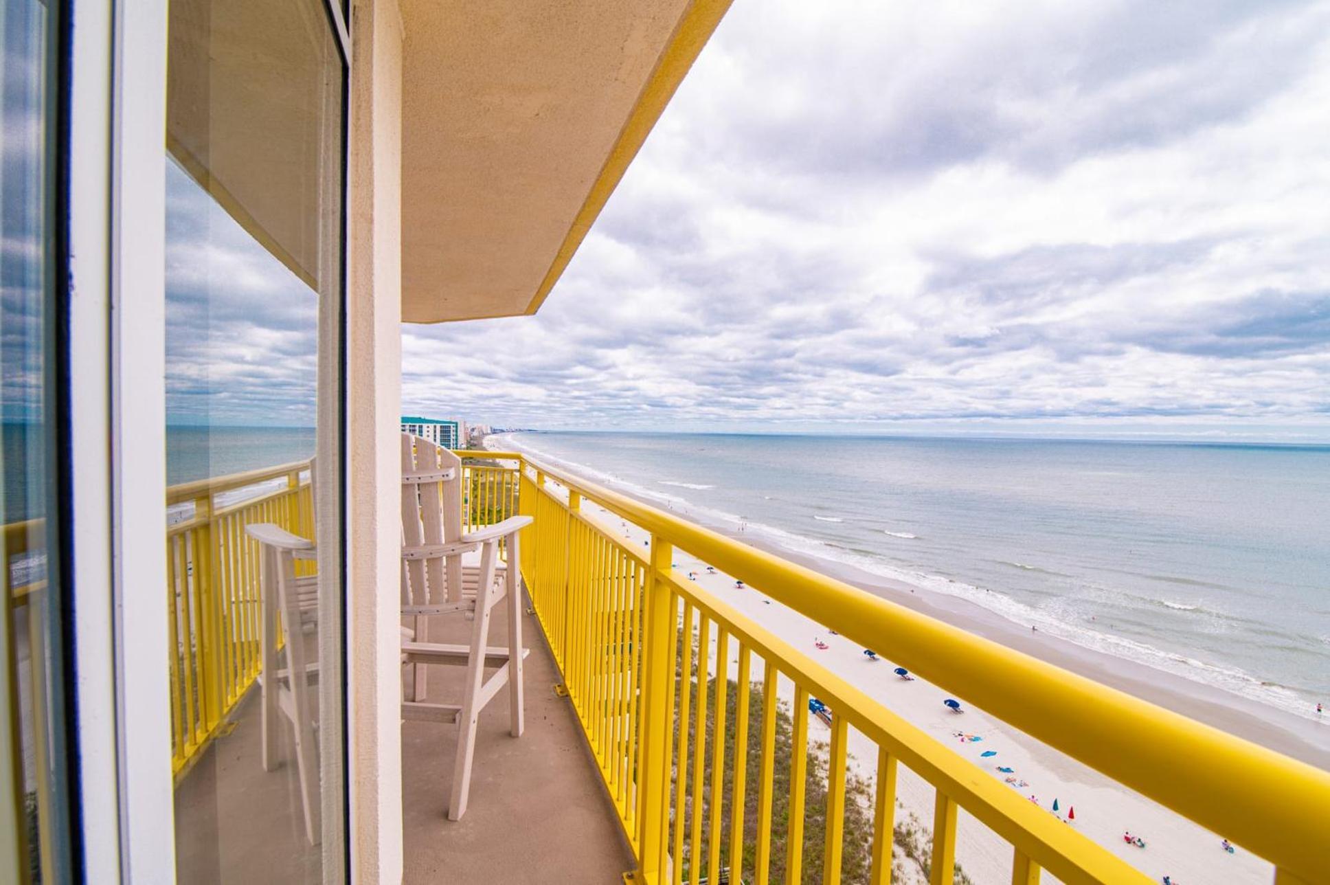 Bay Watch Resort Luxe Oceanfront End Unit 默特尔比奇 外观 照片