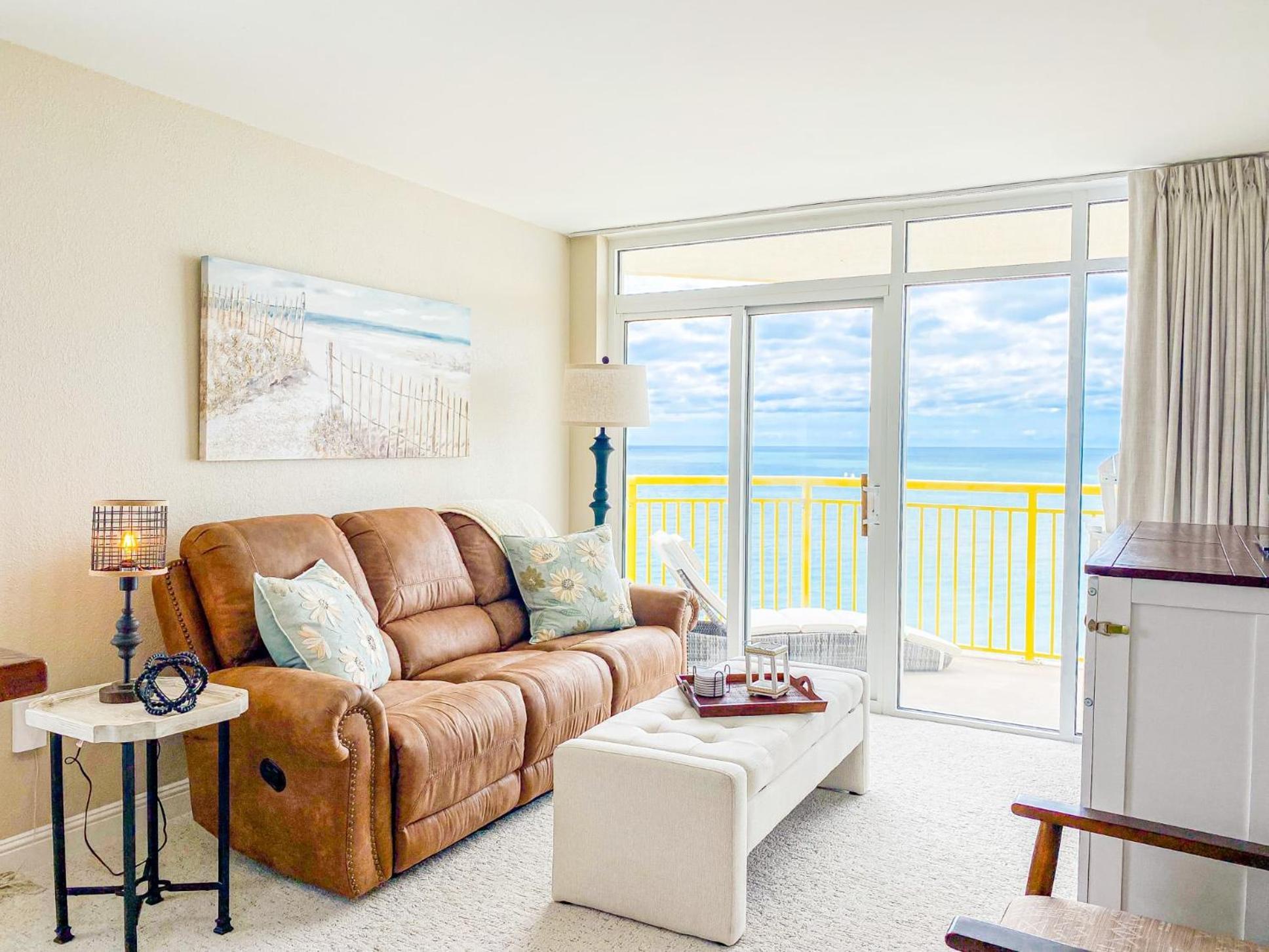 Bay Watch Resort Luxe Oceanfront End Unit 默特尔比奇 外观 照片