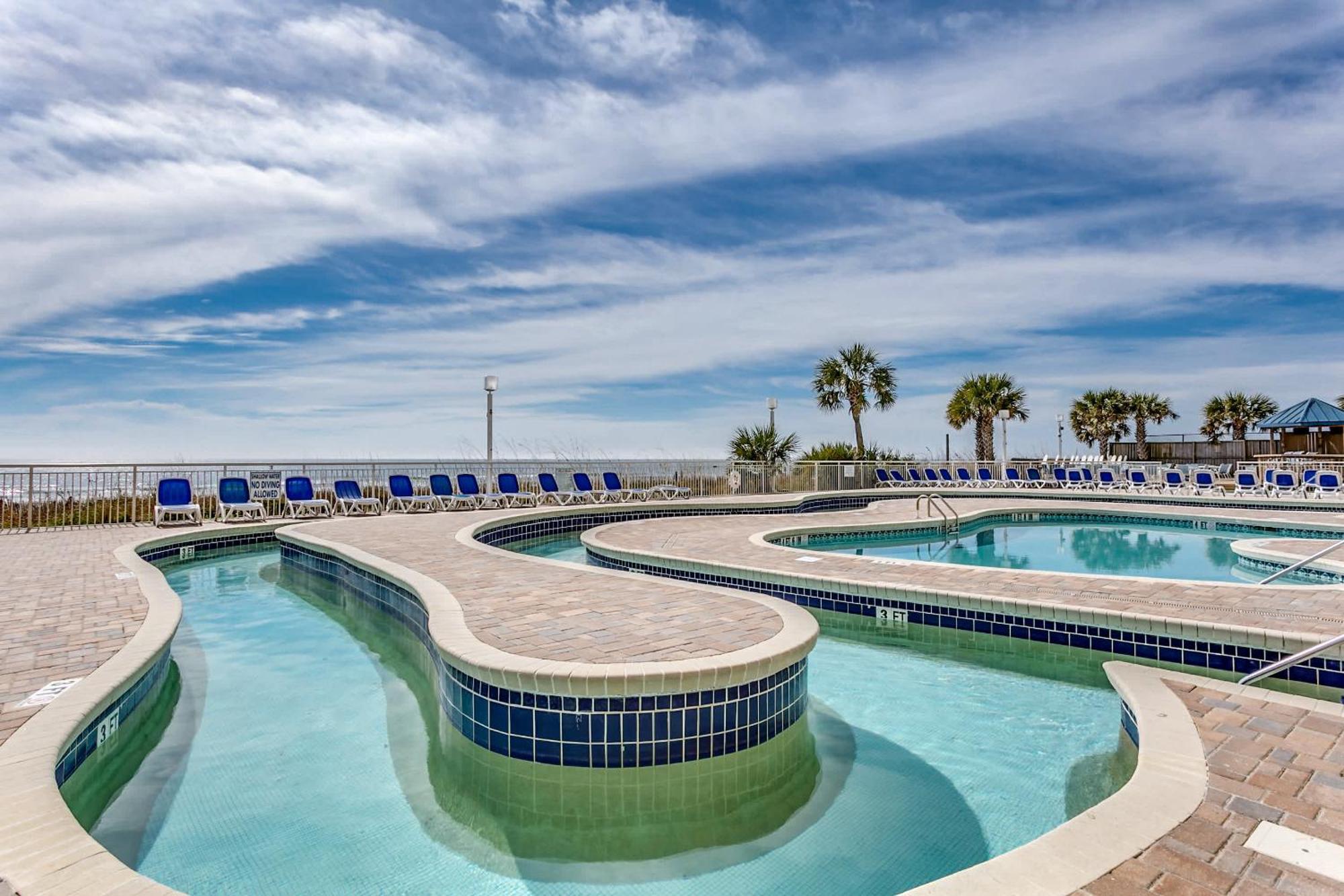 Bay Watch Resort Luxe Oceanfront End Unit 默特尔比奇 外观 照片